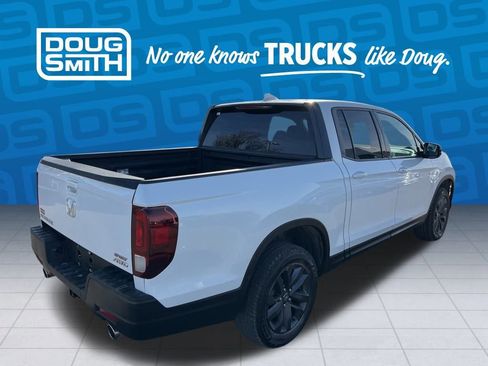 Used 2021 Honda Ridgeline Sport image 5