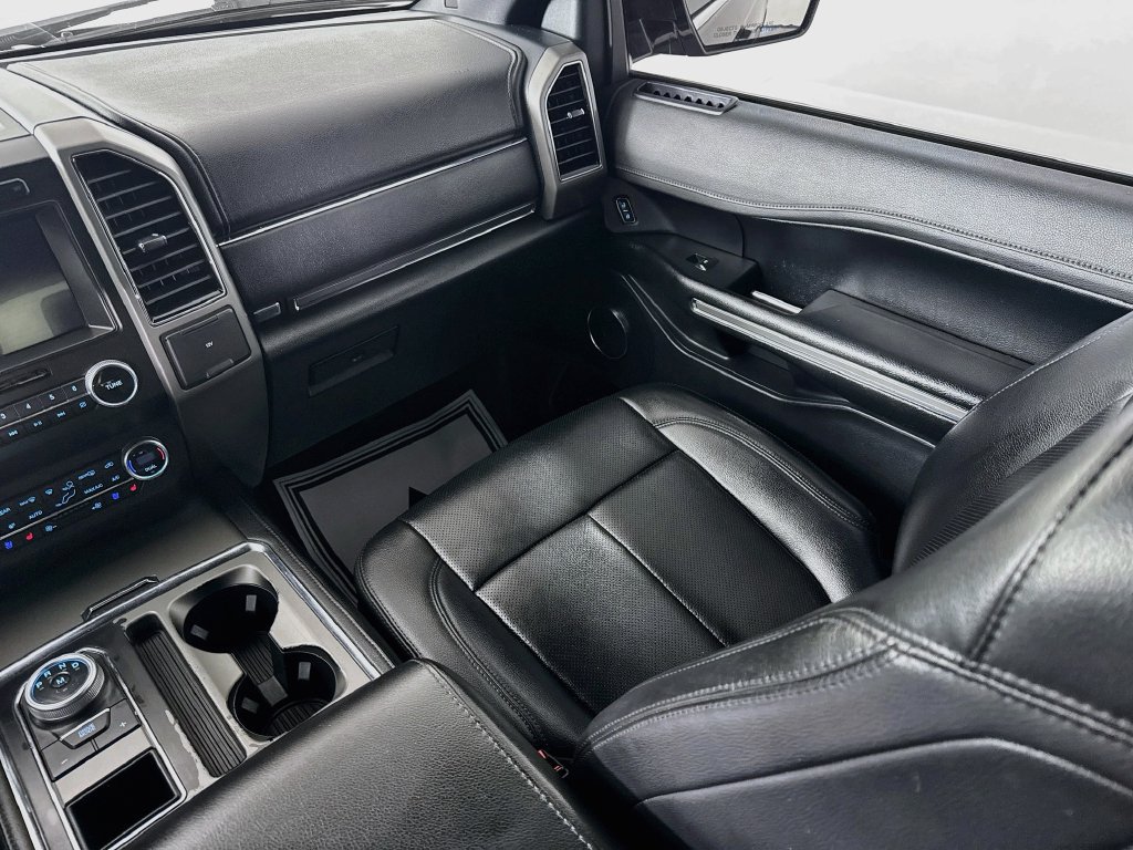 Used 2021 Ford Expedition XLT RWD image 24