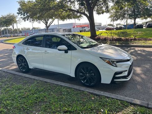 Used 2023 Toyota Corolla SE FWD image 8