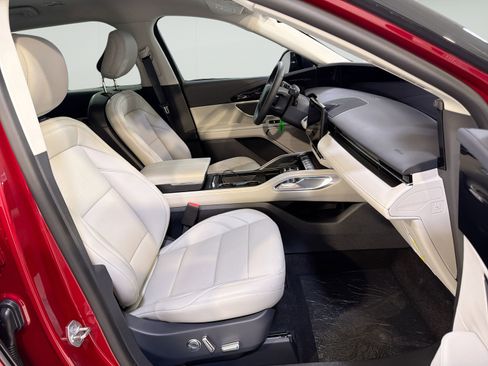 New 2026 Lincoln Nautilus Premier AWD/4WD image 28