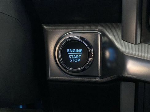 Used 2024 Ford F150 Lariat w/ FX4 Off-Road Package image 22