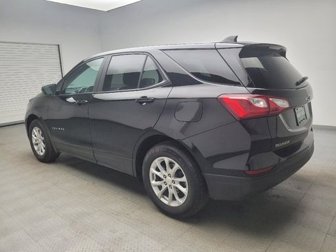 Used 2021 Chevrolet Equinox LS w/ LS Convenience Package FWD image 3