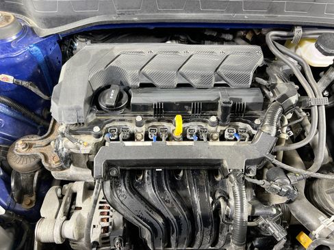 Used 2023 Hyundai Venue SE FWD image 27