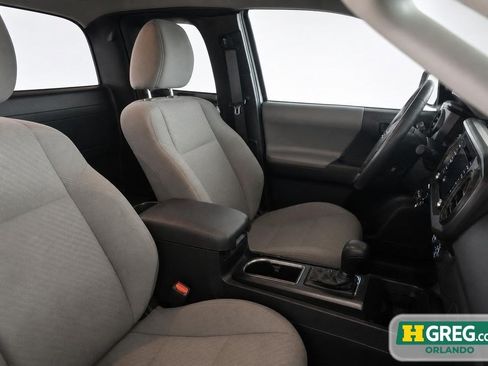 Used 2022 Toyota Tacoma SR RWD image 15