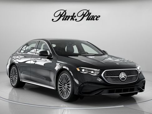 Used 2026 Mercedes-Benz E 350 Sedan image 33