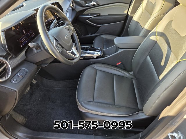Used 2025 Chevrolet Trax ACTIV FWD image 10