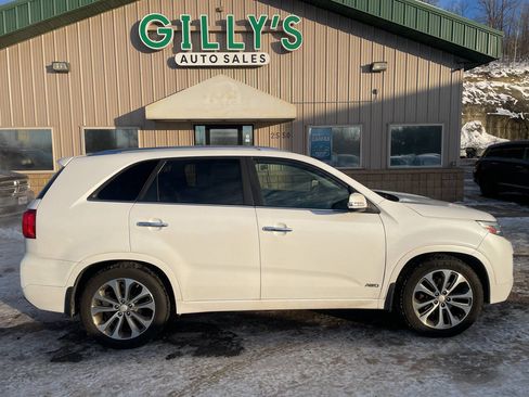 Used 2015 Kia Sorento SX image 1
