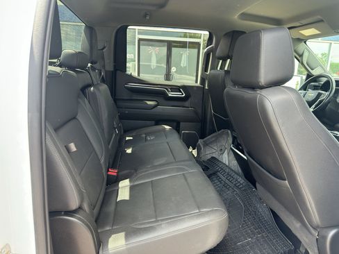 Used 2023 Chevrolet Silverado 1500 LTZ AWD/4WD image 13
