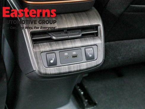 Used 2023 Nissan Ariya FWD image 23