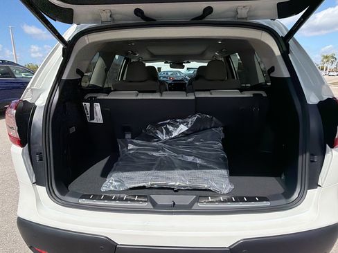 New 2026 Subaru Ascent Limited image 12