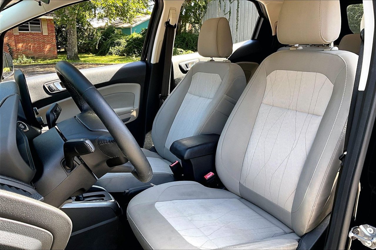 Used 2018 Ford EcoSport SE w/ SE Convenience Package FWD image 18