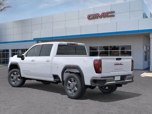 New 2026 GMC Sierra 2500 SLE w/ Preferred Package image 3