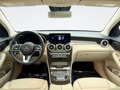 Used 2023 Mercedes-Benz GLC 300 4MATIC Coupe image 14
