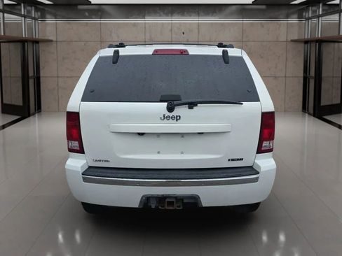Used 2008 Jeep Grand Cherokee Limited w/ Trailer Tow Group IV image 8
