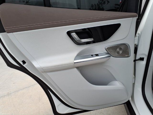 Certified 2023 Mercedes-Benz EQE 350+ SUV image 17