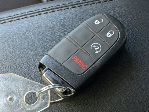 New 2026 Jeep Compass Latitude AWD/4WD image 28