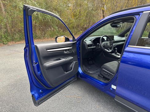 Used 2024 Honda CR-V Sport image 12