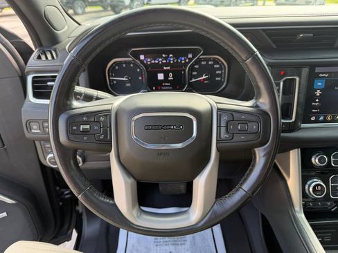 Used 2021 GMC Yukon Denali w/ Denali Premium Package AWD/4WD image 28