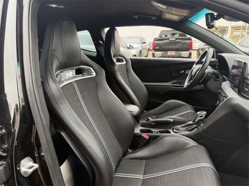 Used 2022 Hyundai Veloster N image 27