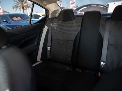 Used 2021 Nissan Versa SV image 20