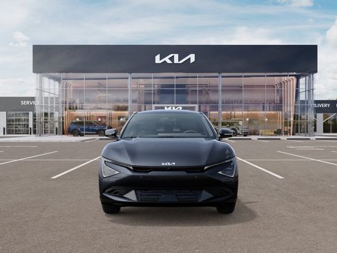 New 2026 Kia EV6 Light RWD image 2