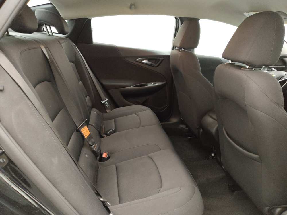 Used 2025 Chevrolet Malibu RS FWD image 19