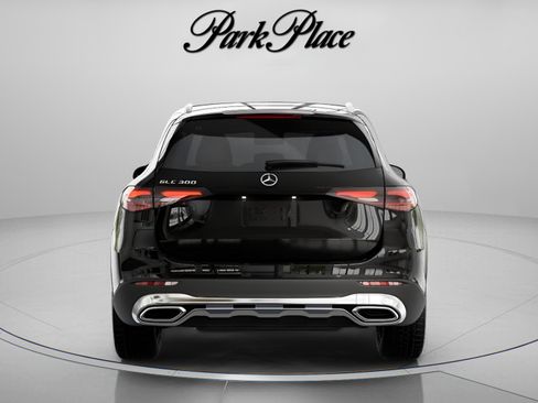 Used 2023 Mercedes-Benz GLC 300 image 17