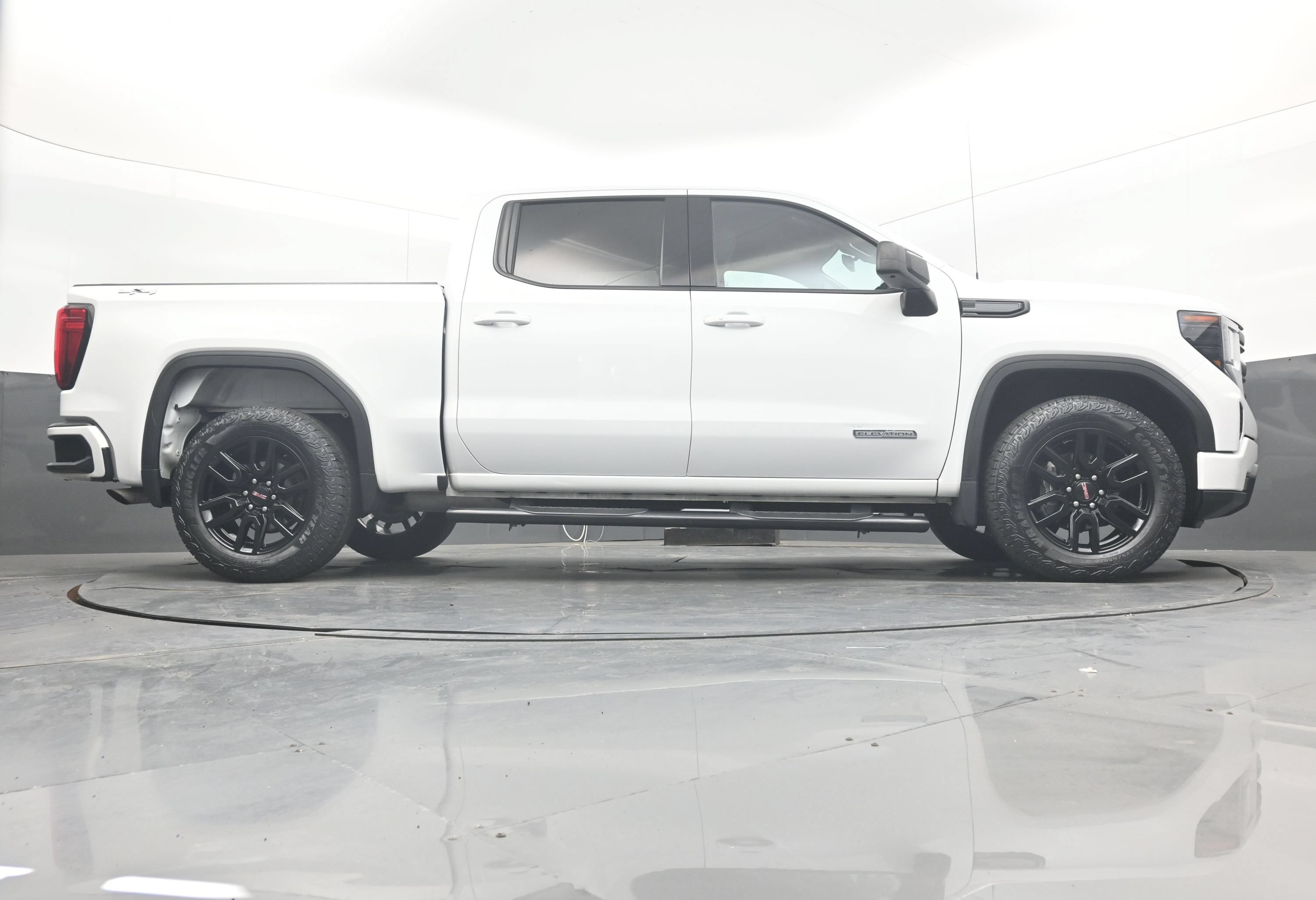 Used 2023 GMC Sierra 1500 Elevation AWD/4WD image 26