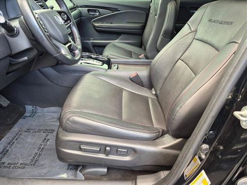 Used 2020 Honda Pilot Black Edition image 16
