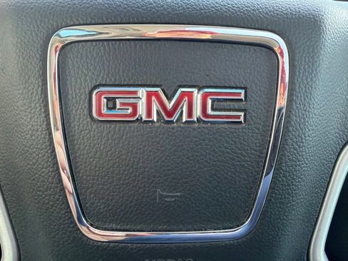 Used 2020 GMC Yukon XL SLT AWD/4WD image 22