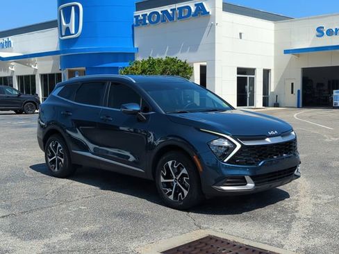 Used 2023 Kia Sportage EX AWD/4WD image 2