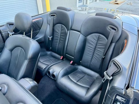 Used 2008 Mercedes-Benz CLK 350 Cabriolet image 40