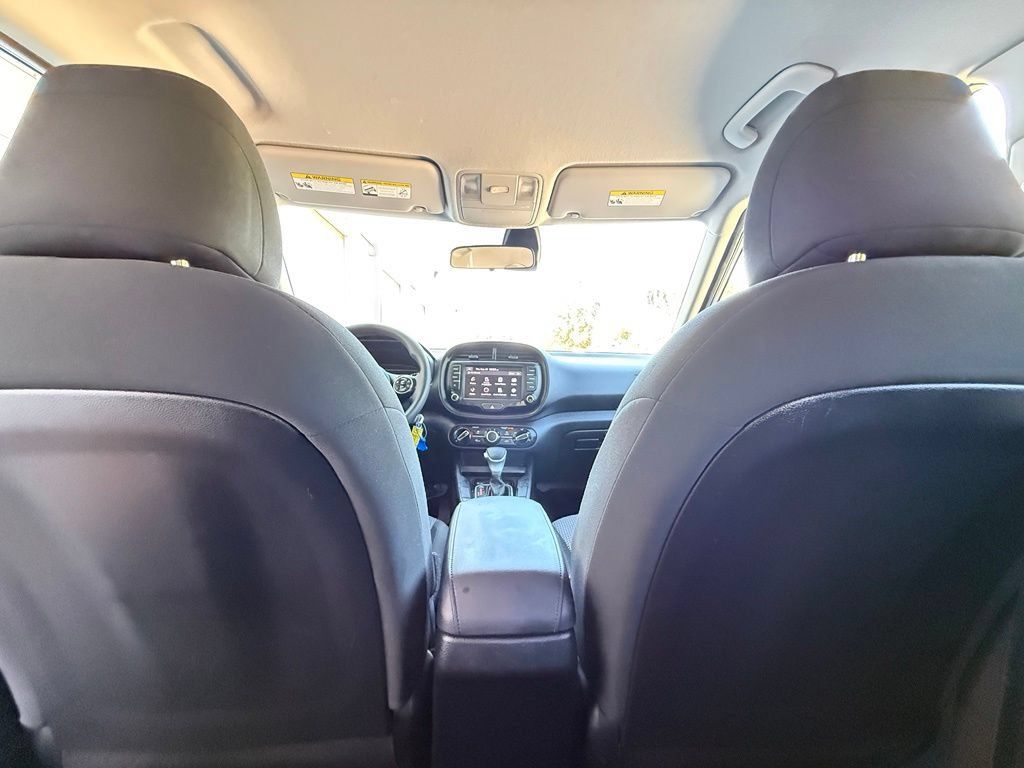 Used 2022 Kia Soul LX w/ Technology Package FWD image 28