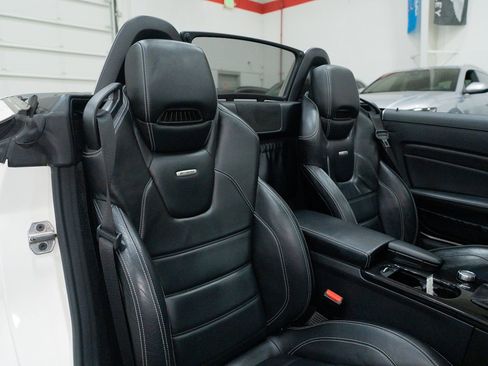 Used 2014 Mercedes-Benz SLK 55 AMG image 29