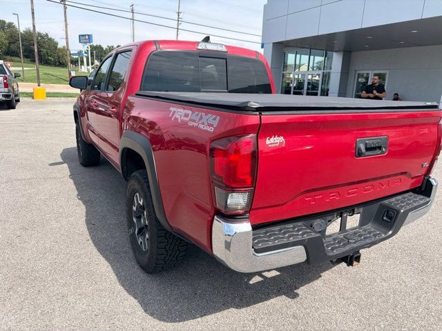 Used 2018 Toyota Tacoma TRD Off-Road AWD/4WD image 20