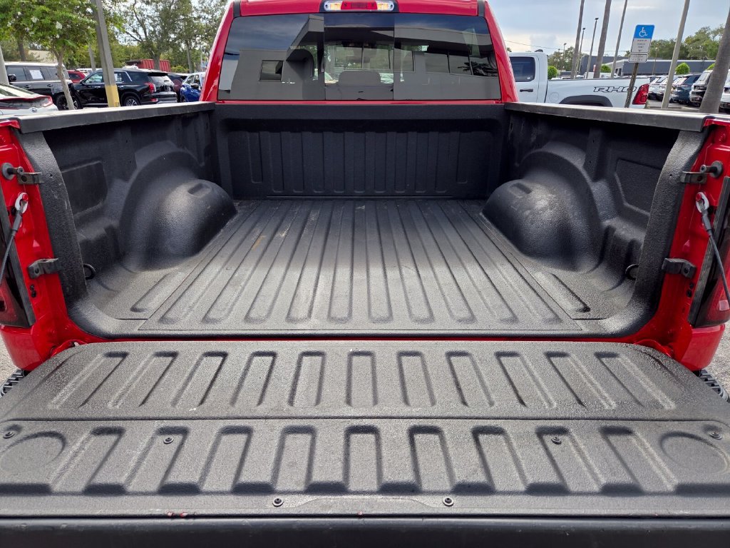 Used 2025 RAM 1500 Warlock AWD/4WD image 9