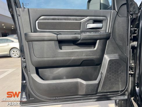 Used 2024 RAM 2500 Big Horn image 17