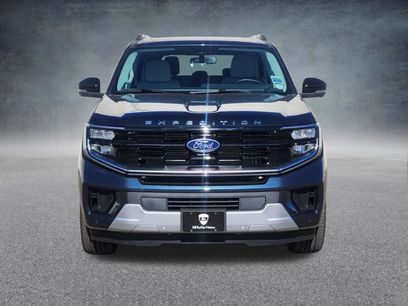 New 2026 Ford Expedition Max Platinum w/ Platinum Ultimate Package