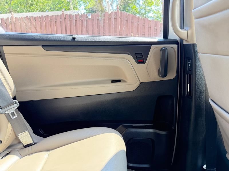 Used 2021 Honda Odyssey Touring image 14