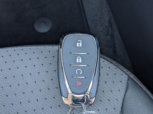 Used 2024 Chevrolet Trax LT w/ Driver Confidence Package image 27