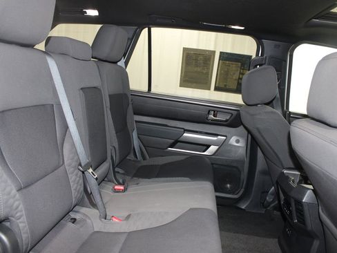 Used 2025 Toyota Sequoia SR5 AWD/4WD image 29