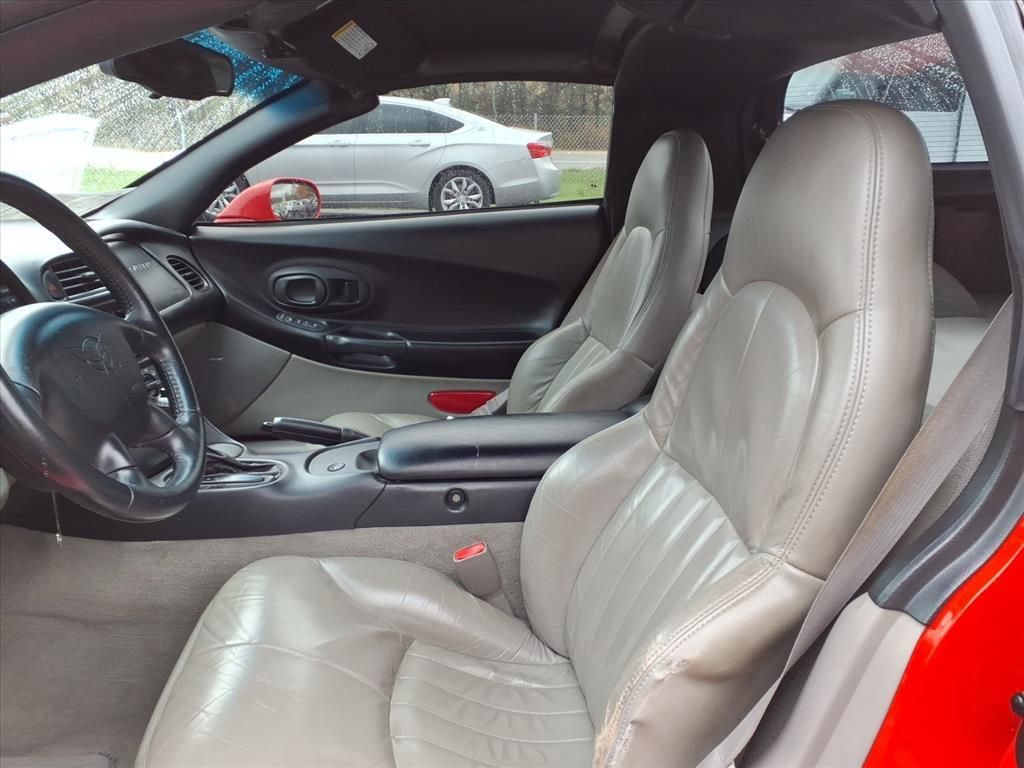 Used 1997 Chevrolet Corvette Coupe RWD image 8