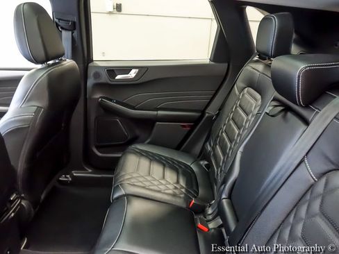 Used 2023 Ford Escape SE w/ PHEV Premium Package FWD image 13