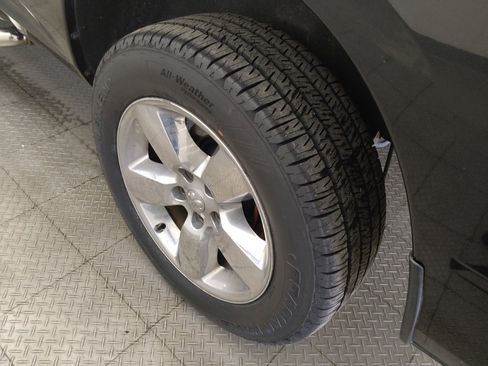 Used 2017 RAM 1500 Big Horn RWD image 31