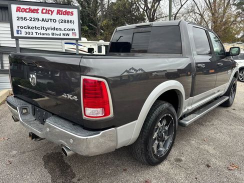 Used 2015 RAM 1500 Laramie w/ Convenience Group AWD/4WD image 3