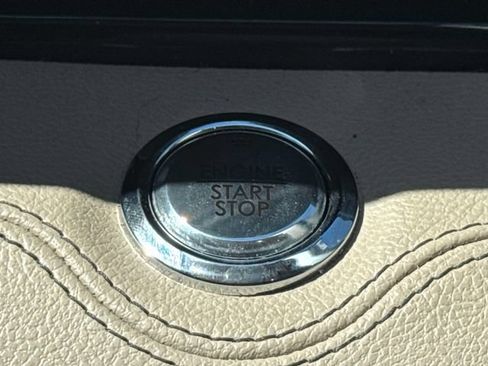Used 2024 Lincoln Navigator L Reserve AWD/4WD image 33