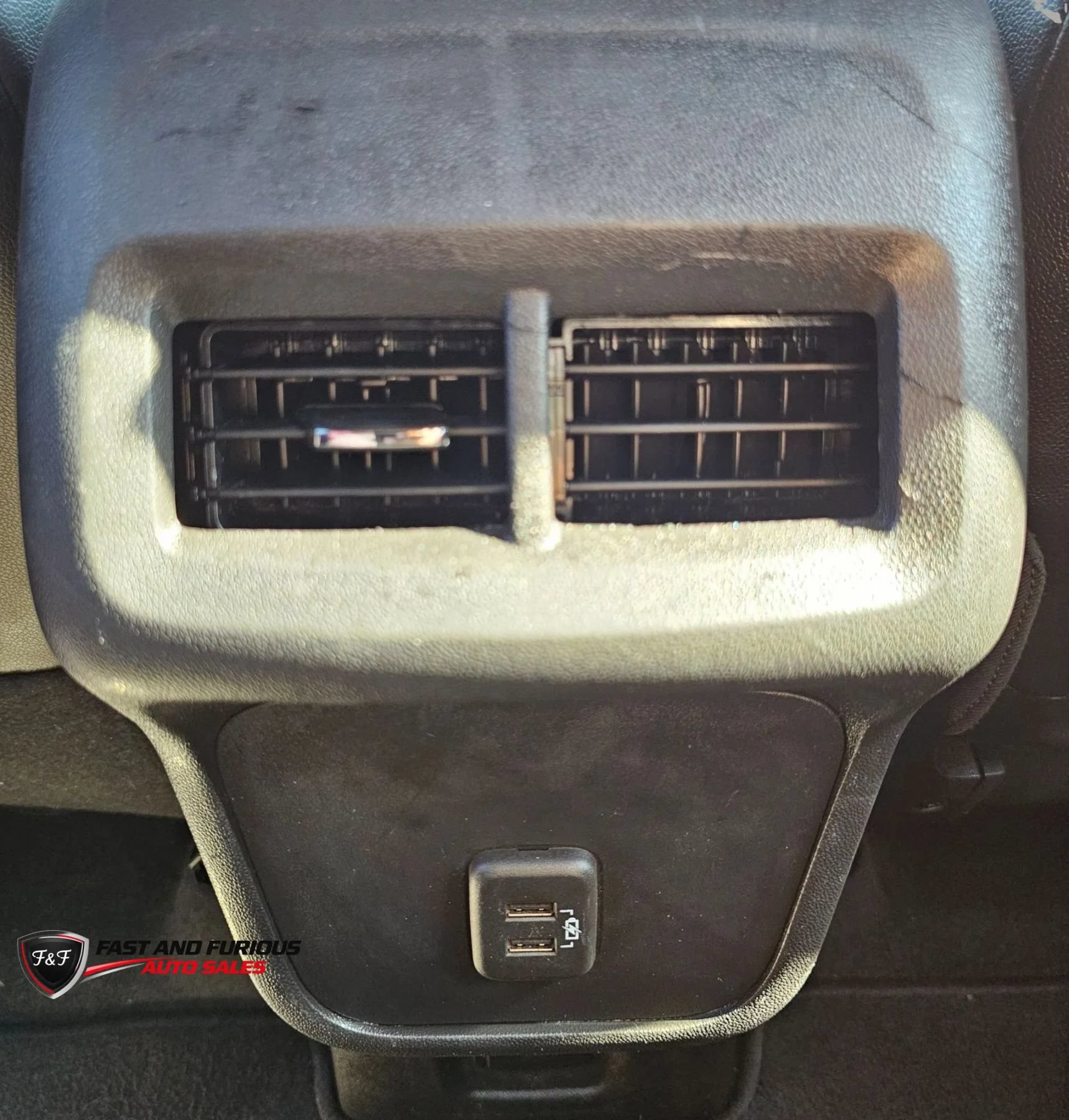 Used 2022 GMC Terrain SLT FWD image 11