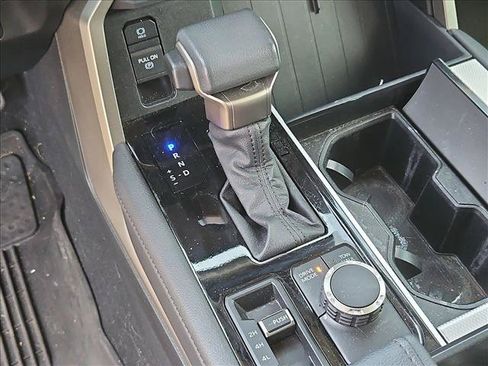 Used 2023 Toyota Sequoia Limited AWD/4WD image 15