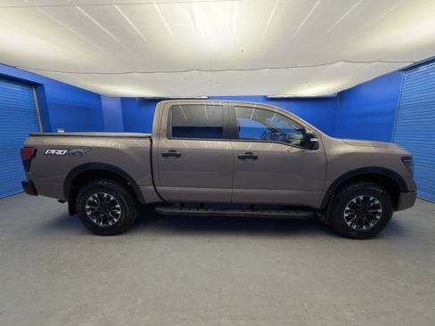 Used 2023 Nissan Titan PRO-4X w/ Pro-4x Convenience Package image 8