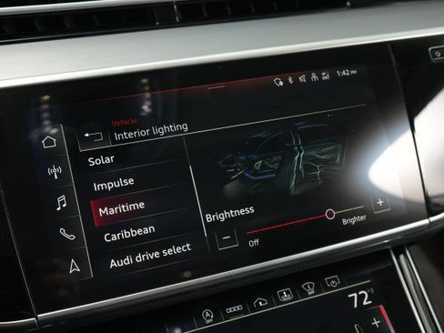 Used 2021 Audi S8 L w/ S8 Executive Package AWD/4WD image 48